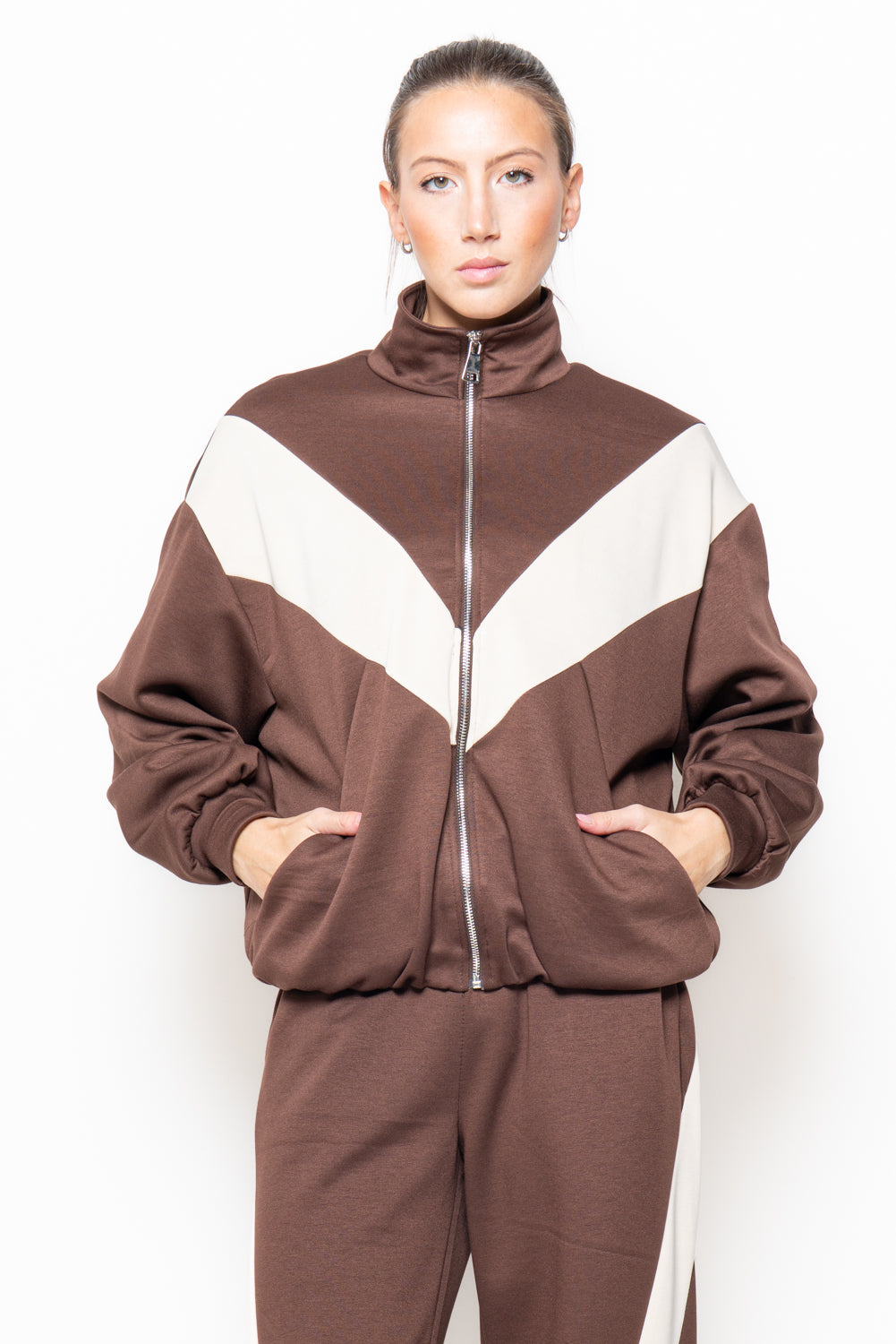 Felpa collo alto con inserti color block