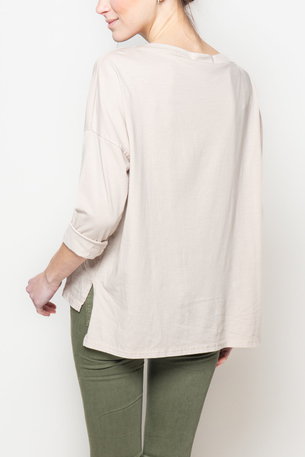 T shirt a manica lunga con scollo a barca