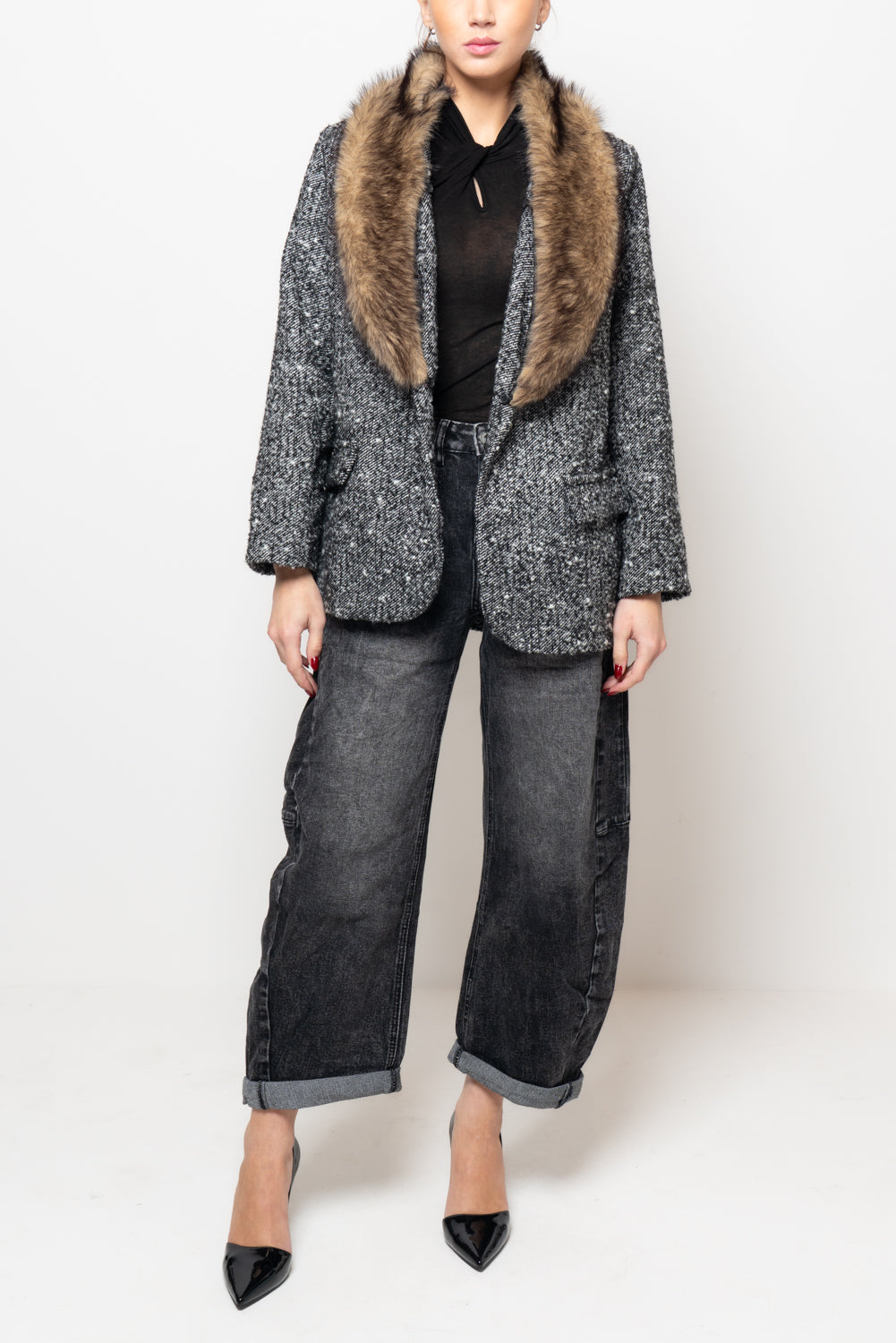 Giacca sale e pepe con pelliccia