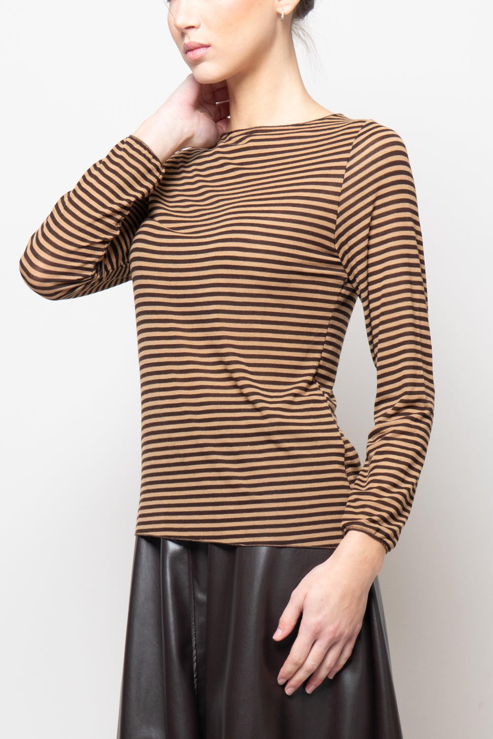 T shirt in misto cashmere a righe