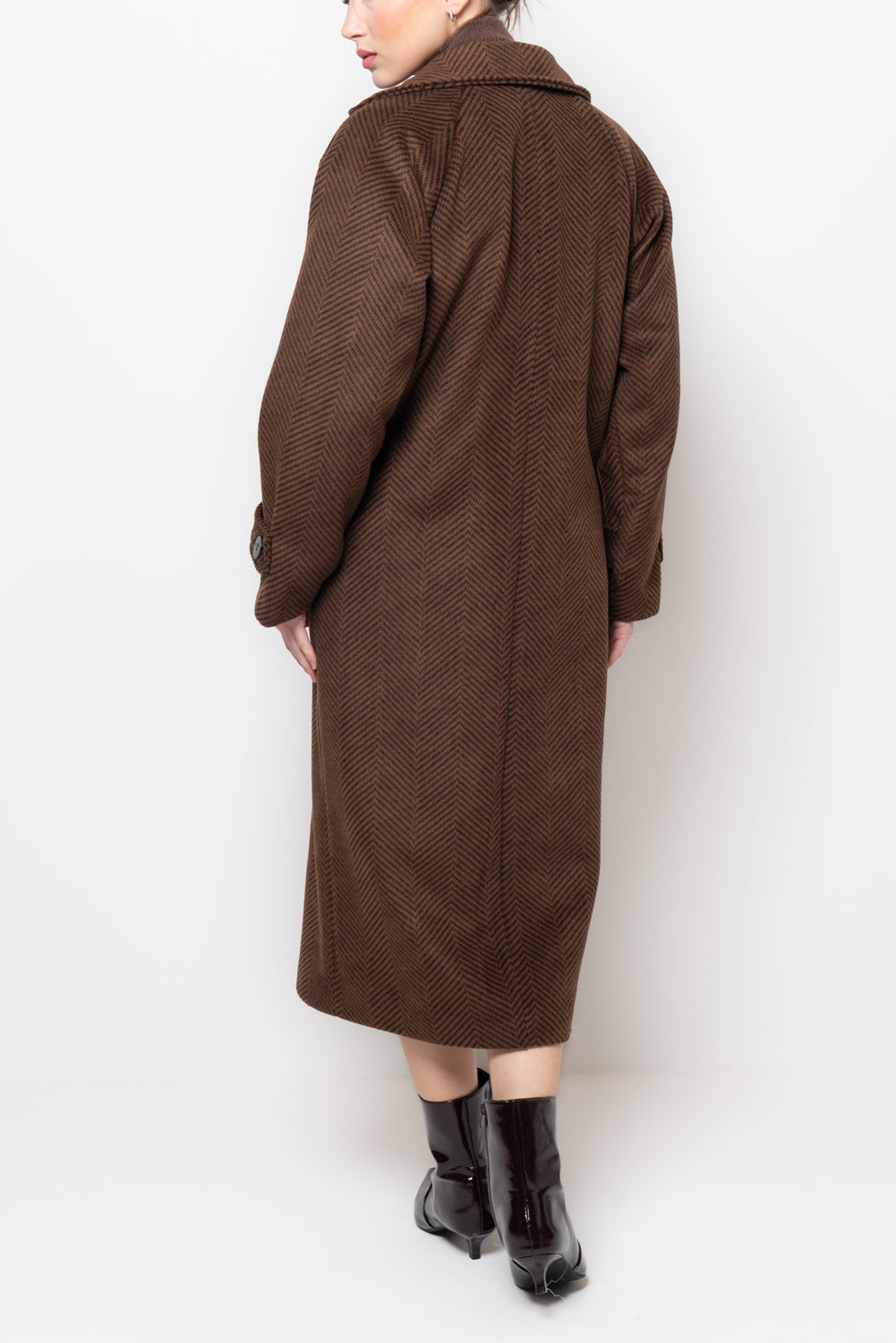 Cappotto doppio petto in fantasia spigata