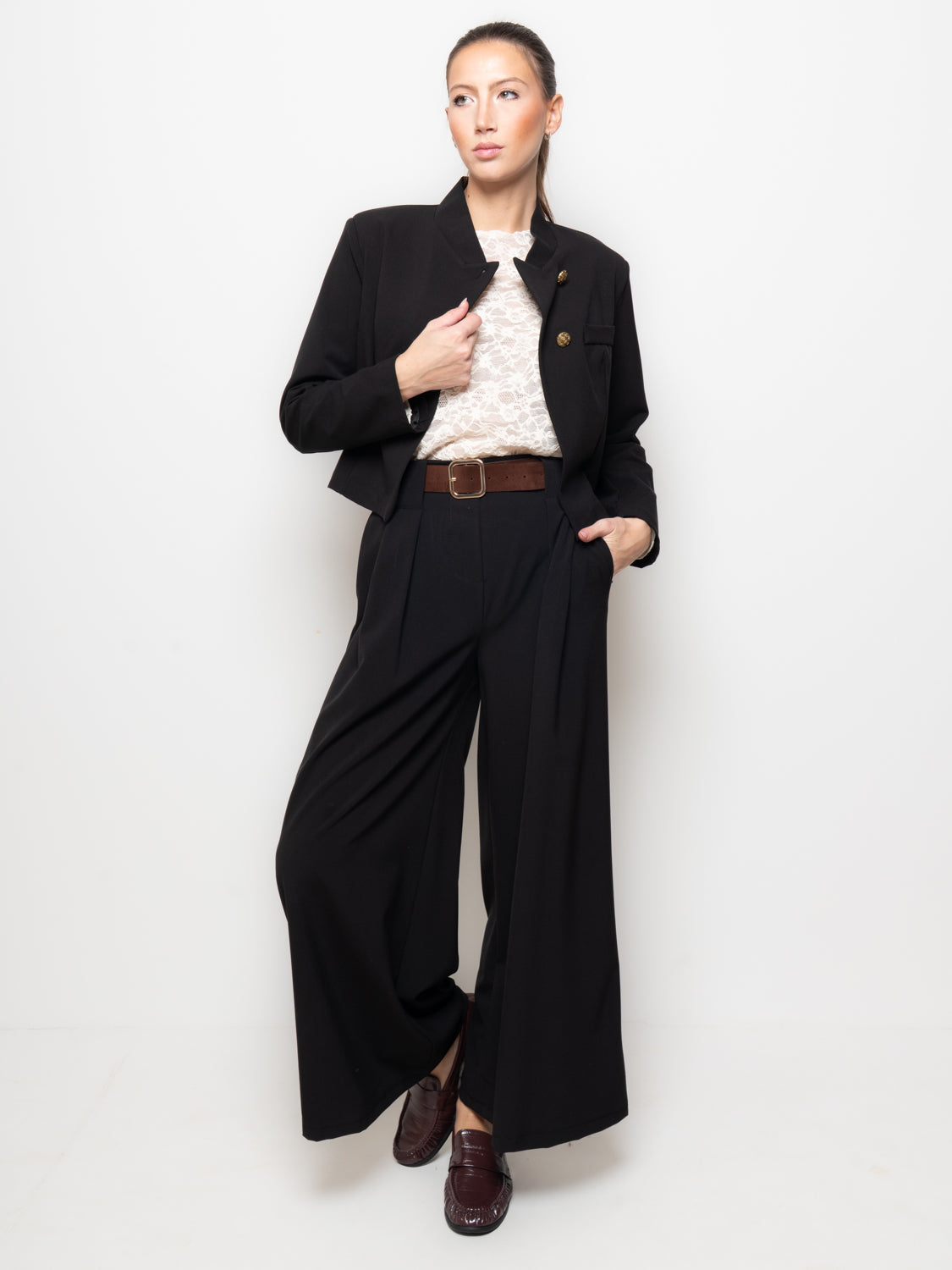 Pantalone palazzo con cintura