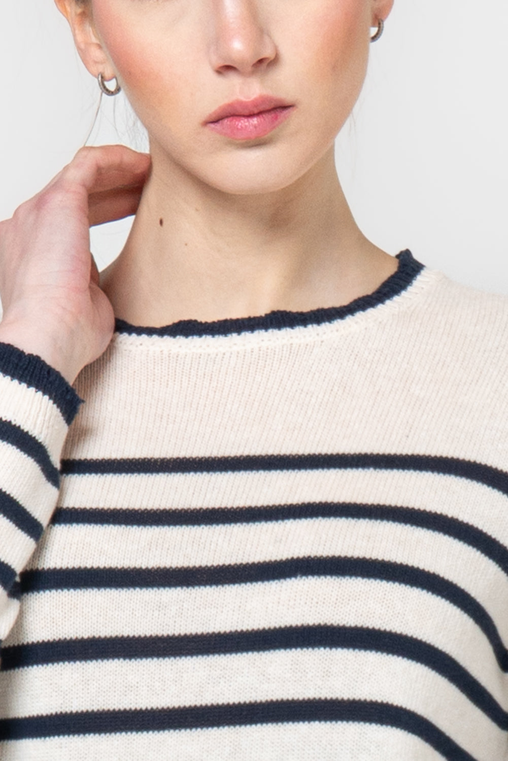 Maglia paricollo a righe