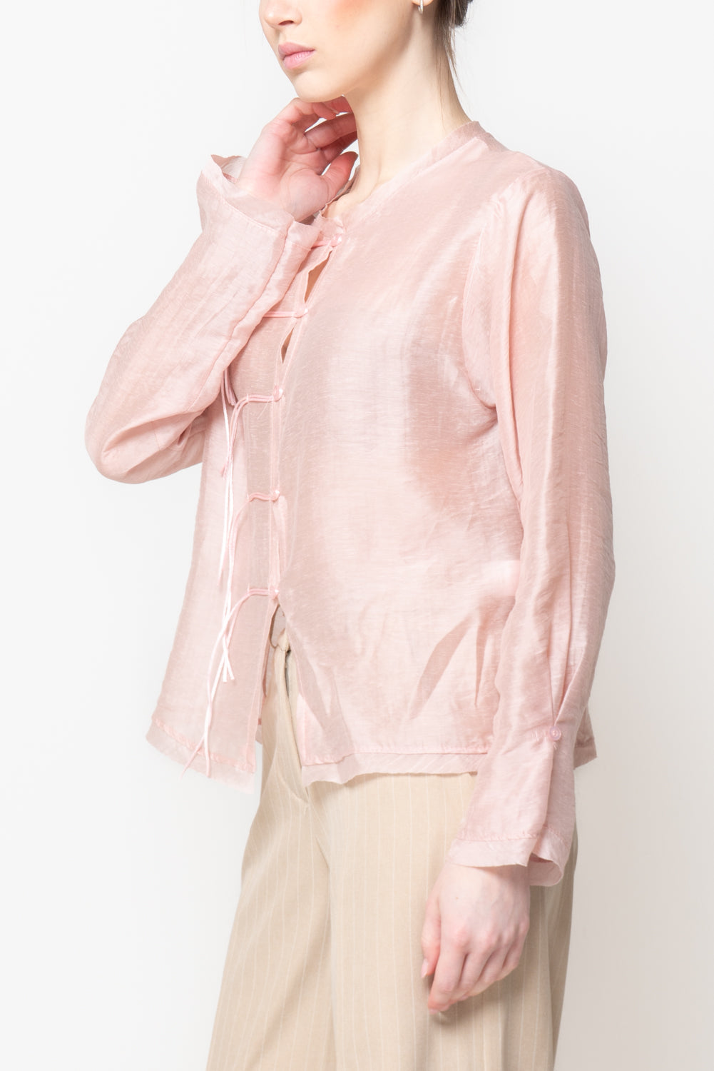 Camicia alla coreana con alamari