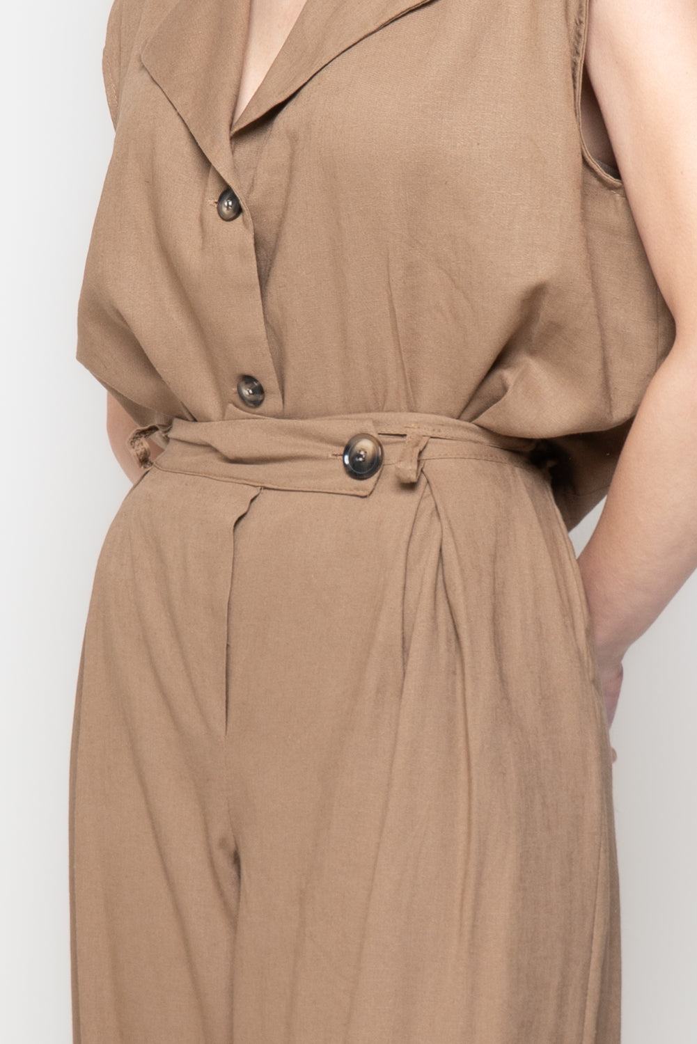 Pantaloni con Chiusura Asimmetrica