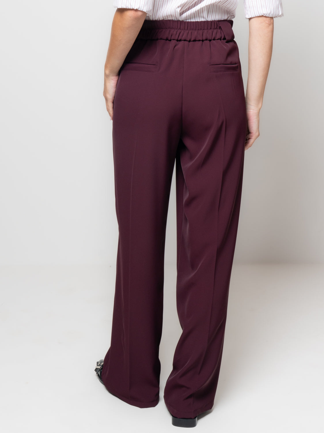 Palazzo in tessuto fluido