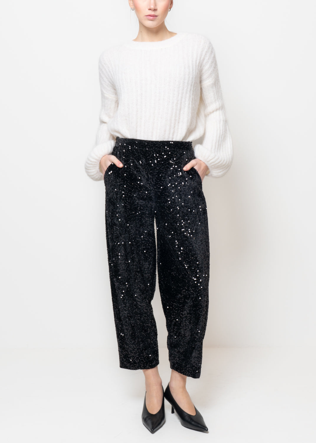 Pantaloni barrel in paillettes e ciniglia