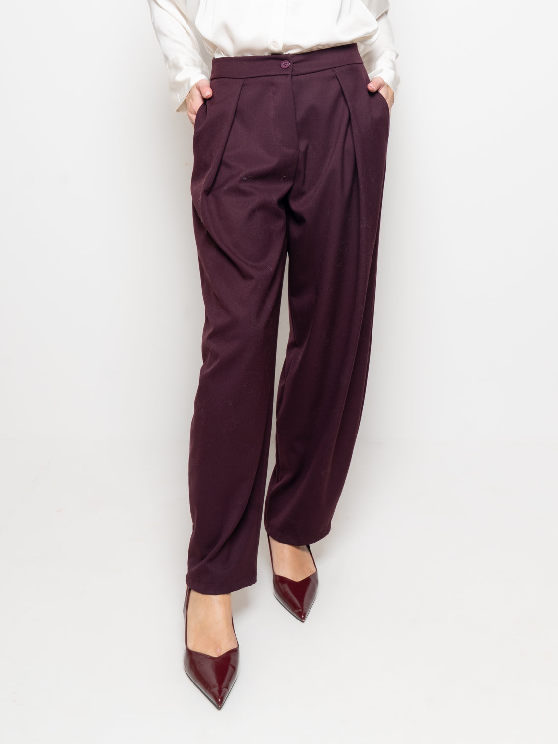 Pantalone barrel con pences