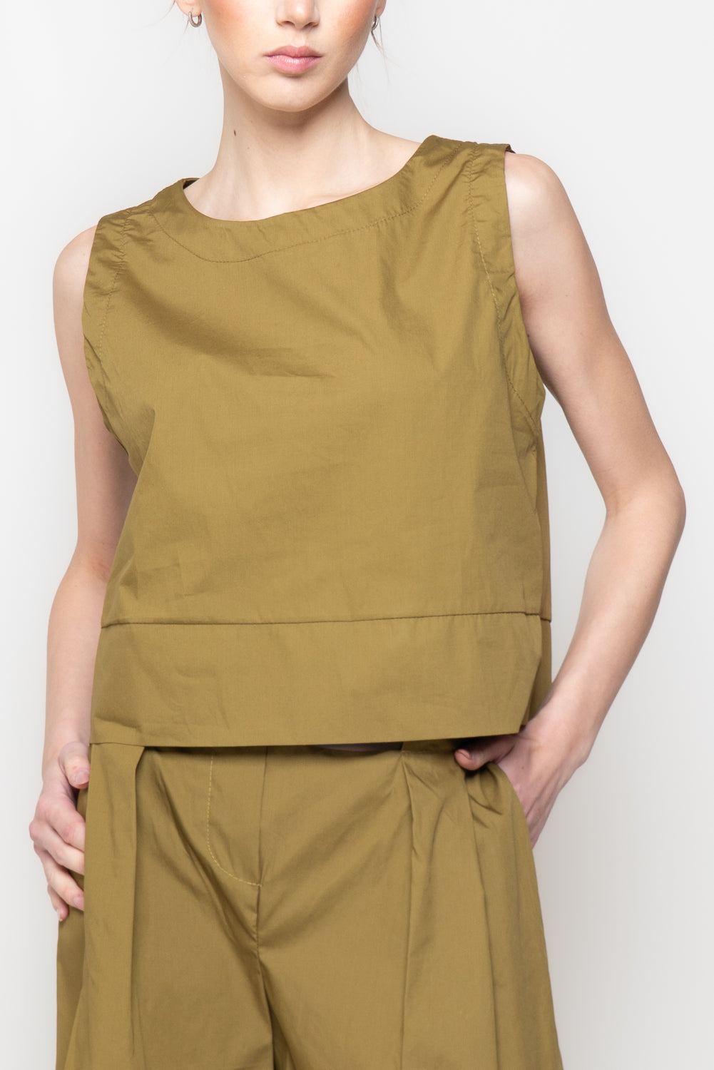 Top in cotone a scatola