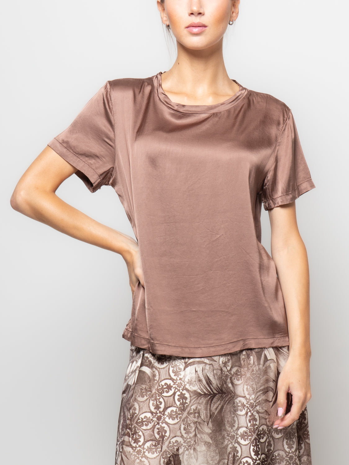 T shirt in satin
