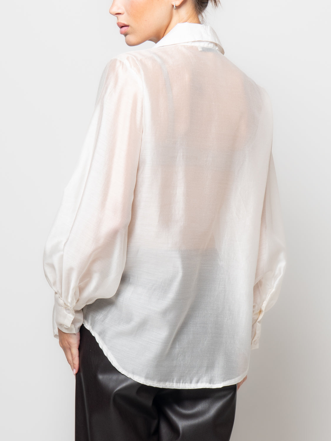 Camicia in tencel con manica volume